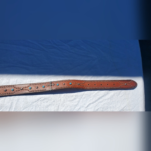 Brown leather belt - Picture 1 of 3